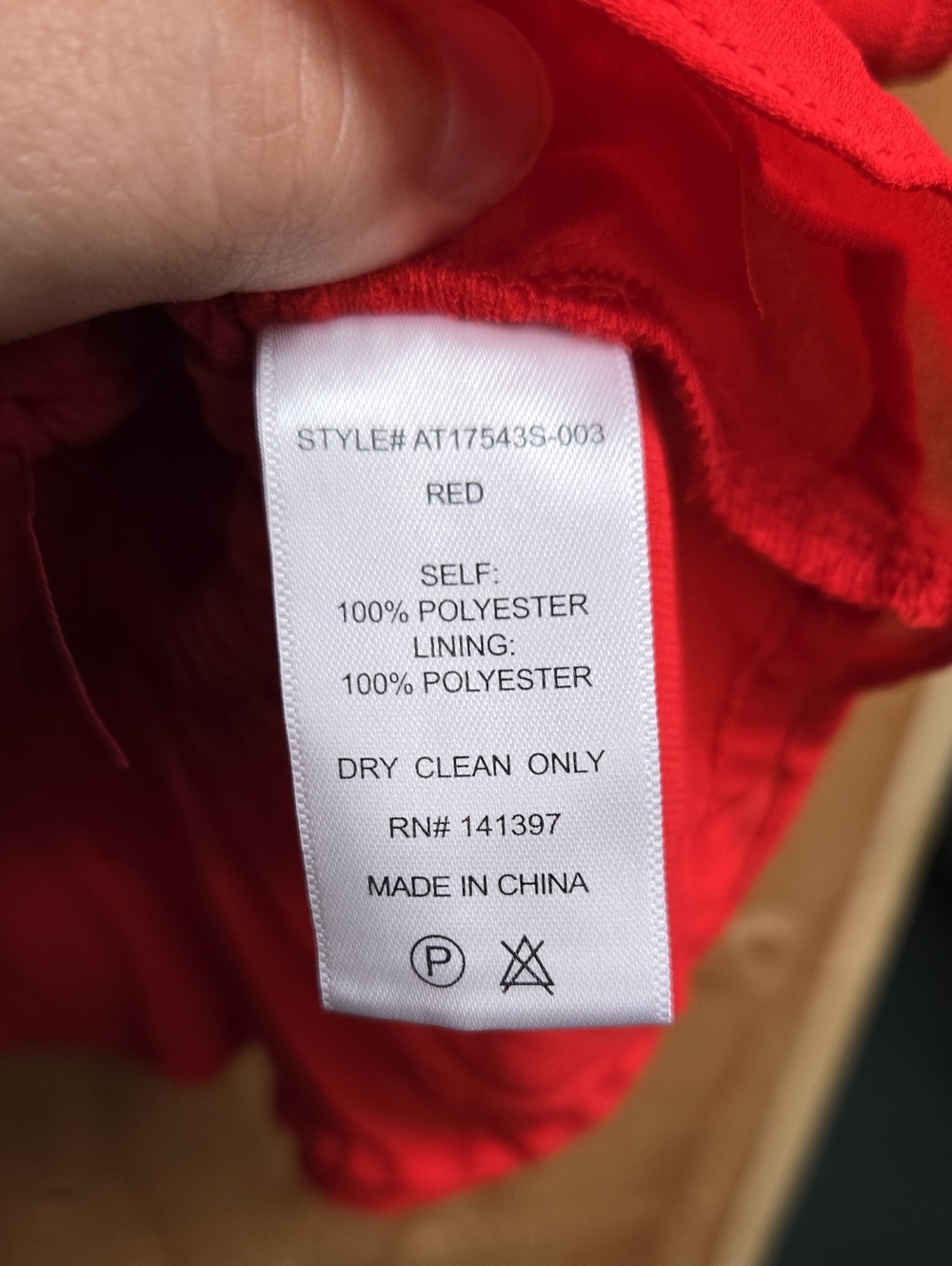 ASTR The Label Size S Red Cropped Ruffle Top - Picture 4 of 5
